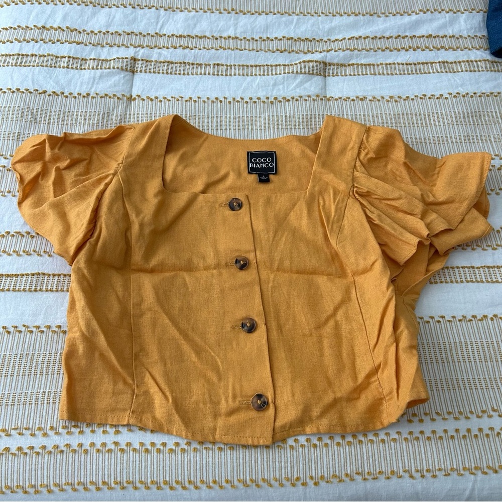 Coco Bianco Ruffled Blouse